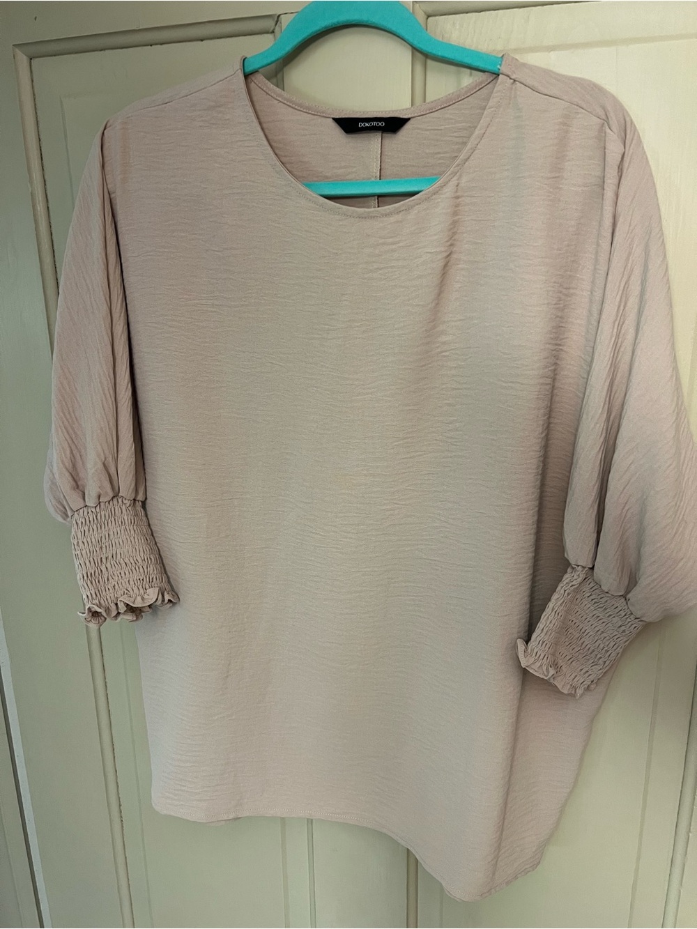 Donna Karan tan Puff-Sleeve Blouse